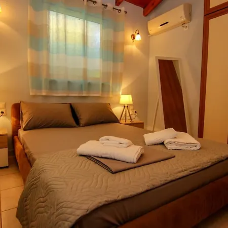Aggeliki's Hideaway Holiday home *