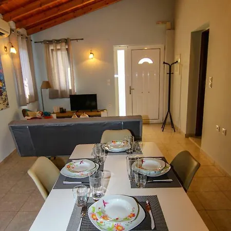 Aggeliki's Hideaway Dom wakacyjny